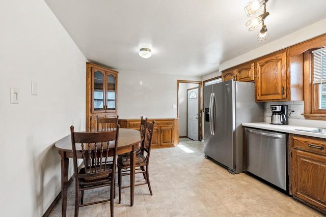 1313 SAN JOSE PLACE, Green Bay, WI 54303