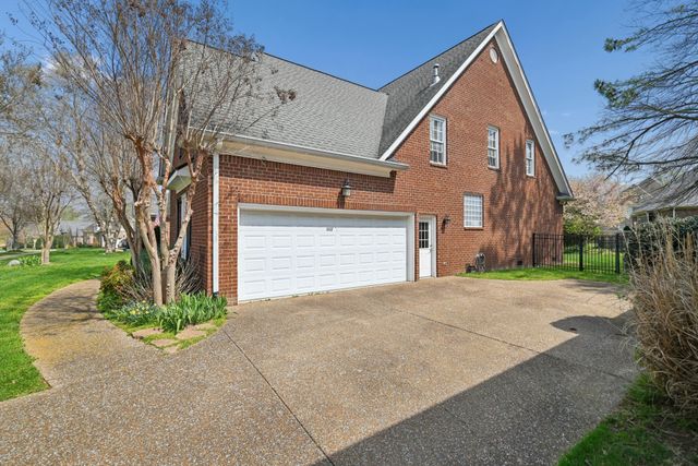 668 Springlake DR, Franklin, TN 37064