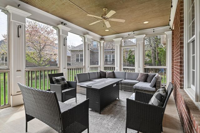 668 Springlake DR, Franklin, TN 37064