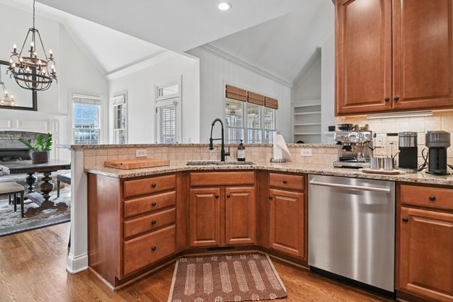 668 Springlake DR, Franklin, TN 37064