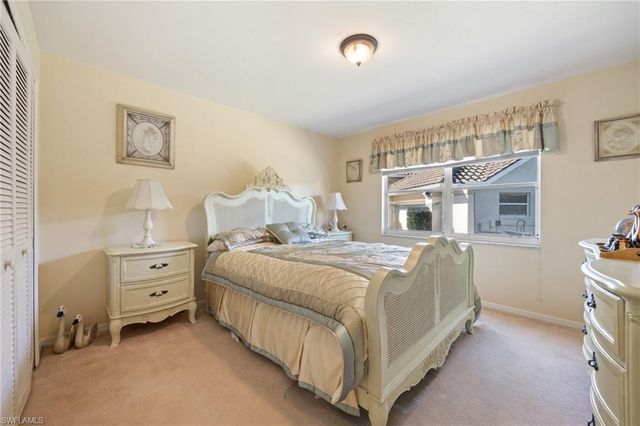 11701 Pinewood Lakes DR, Fort Myers, FL 33913