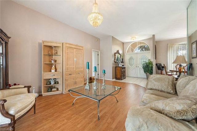 11701 Pinewood Lakes DR, Fort Myers, FL 33913