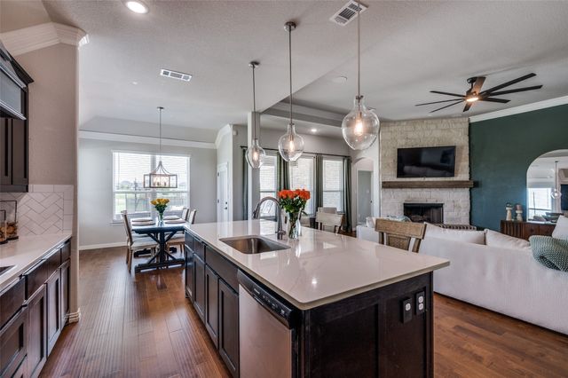 13400 Summer Moon Trail, Ponder, TX 76259