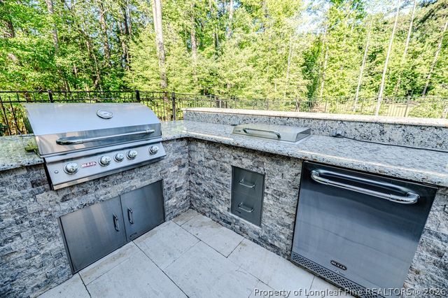 113 Lynnbrook Drive, Sanford, NC 27330