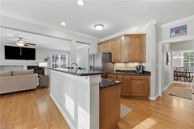 2107 Governors Pointe DR, Suffolk, VA 23436