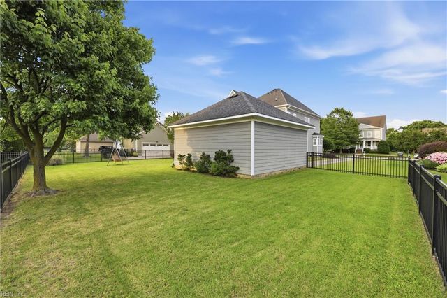 2107 Governors Pointe DR, Suffolk, VA 23436