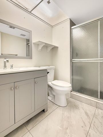 3070 NW 48TH Terrace 414, Lauderdale Lakes, FL 33313