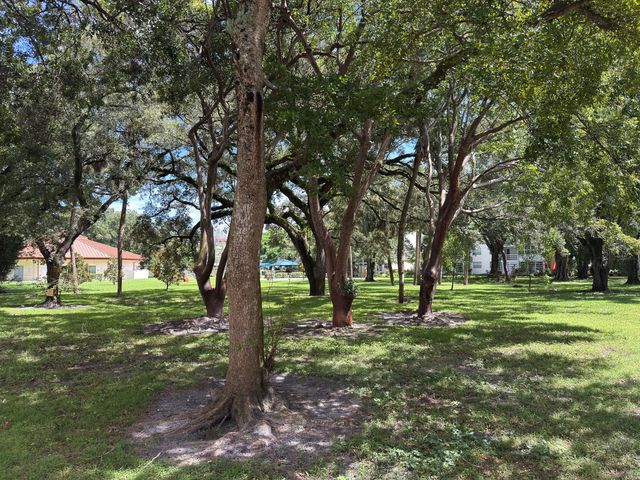 3070 NW 48TH Terrace 414, Lauderdale Lakes, FL 33313