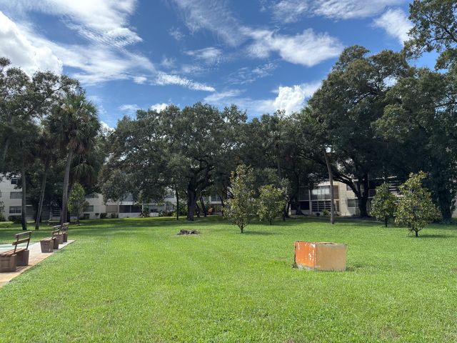 3070 NW 48TH Terrace 414, Lauderdale Lakes, FL 33313