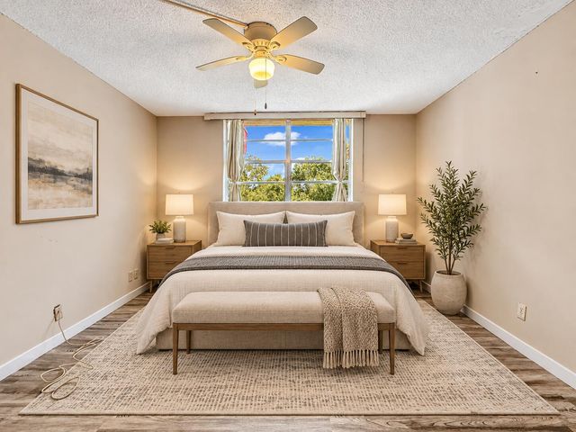 3070 NW 48TH Terrace 414, Lauderdale Lakes, FL 33313