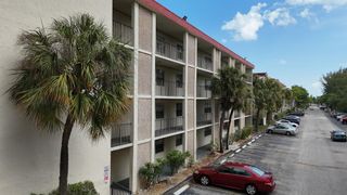 3070 NW 48TH Terrace 414, Lauderdale Lakes, FL 33313
