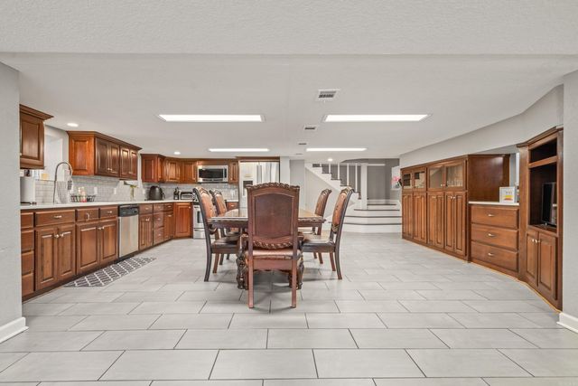 120 Butler Lane, Hot Springs, AR 71913