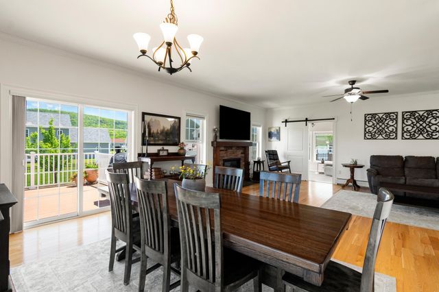 55 Over Lake Court, St. Albans Town, VT 05478