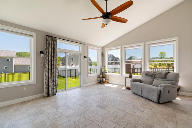 55 Over Lake Court, St. Albans Town, VT 05478