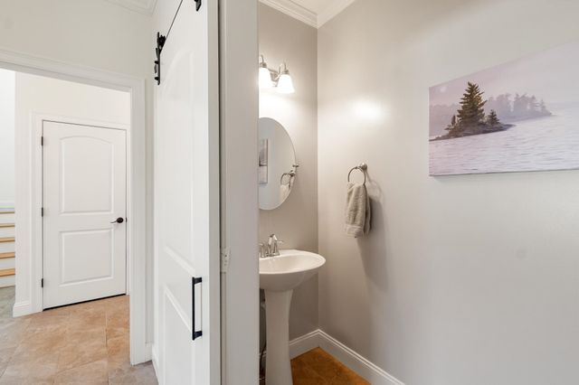 55 Over Lake Court, St. Albans Town, VT 05478