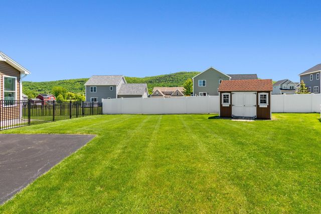 55 Over Lake Court, St. Albans Town, VT 05478