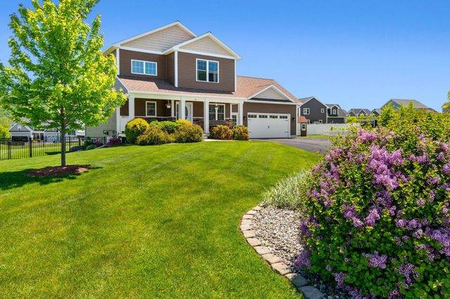 55 Over Lake Court, St. Albans Town, VT 05478