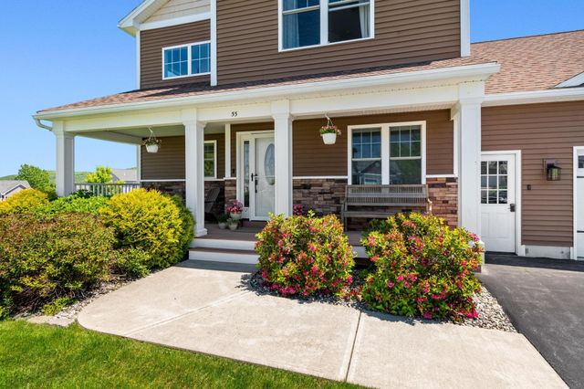 55 Over Lake Court, St. Albans Town, VT 05478