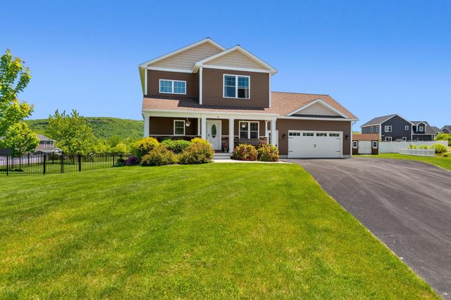 55 Over Lake Court, St. Albans Town, VT 05478