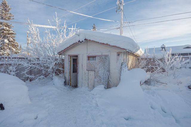 1011 LATHROP STREET, Fairbanks, AK 99701