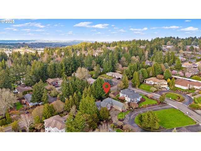 15943 Sw ENNA Ct, Portland, OR 97224