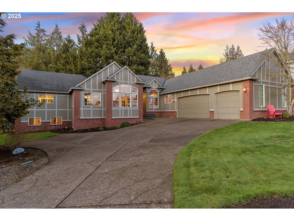 15943 Sw ENNA Ct, Portland, OR 97224