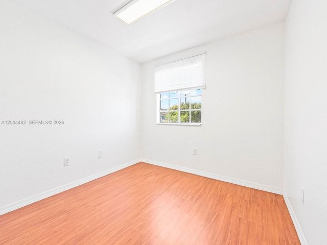 5701 NW 114th Ct 104, Doral, FL 33178