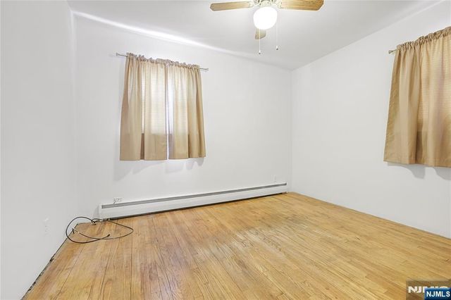 340 Kipp, Elmwood Park, NJ 07407