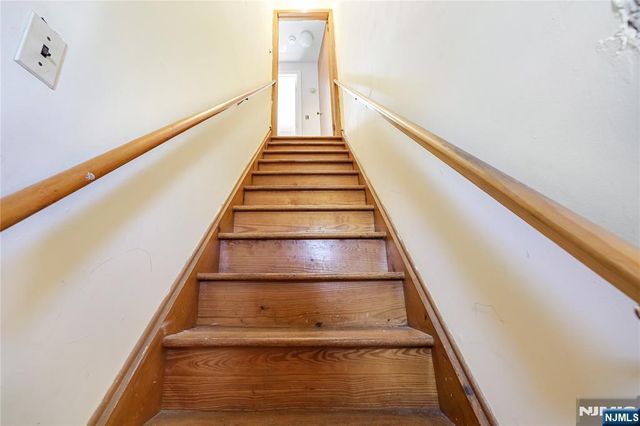 340 Kipp, Elmwood Park, NJ 07407