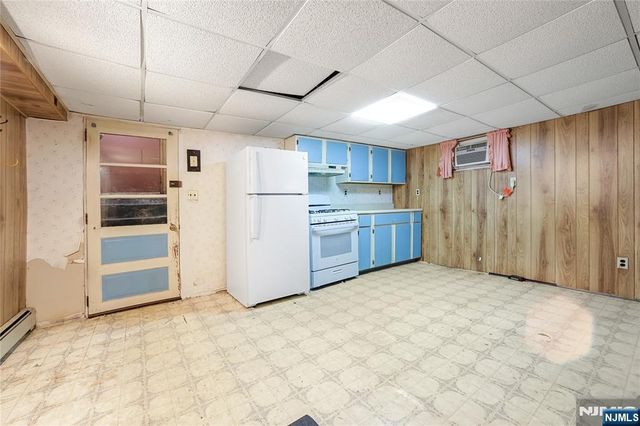 340 Kipp, Elmwood Park, NJ 07407