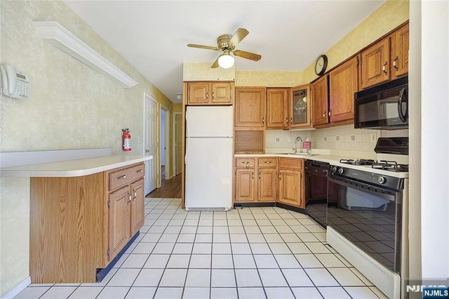 340 Kipp, Elmwood Park, NJ 07407