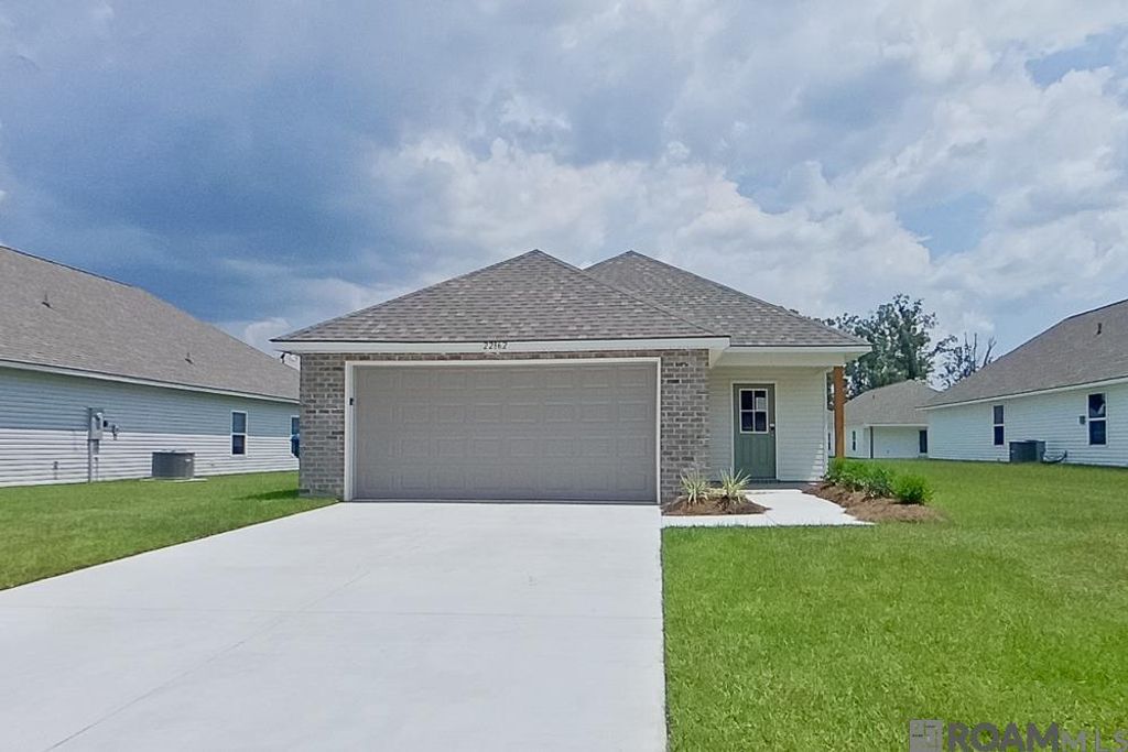 22862 Monterey Ave, Denham Springs, LA 70726