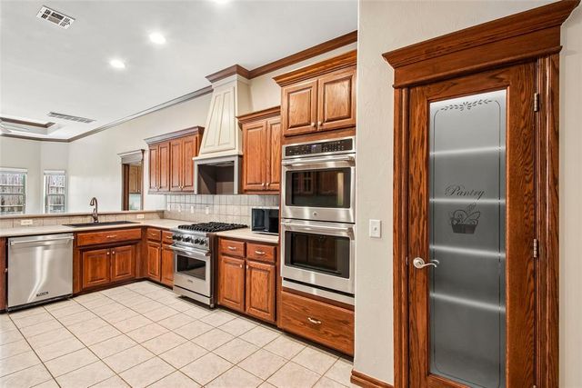 201 SW 137th Terrace, Oklahoma City, OK 73170