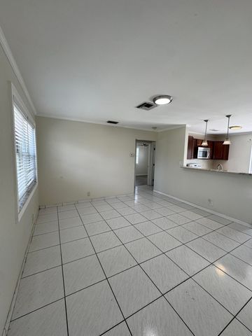 2905 Buckley 1, Lake Worth, FL 33461