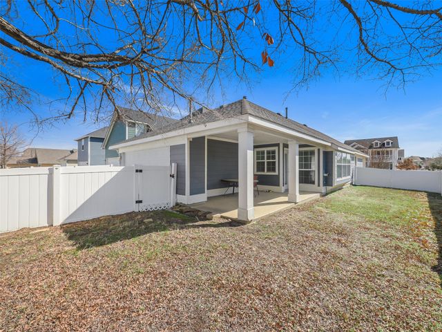 1201 Hayden Lane, Savannah, TX 76227