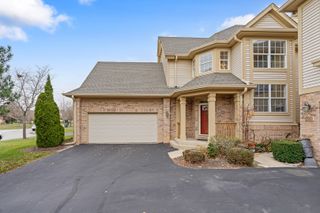 2602 Medinah Court, Palos Heights, IL 60463