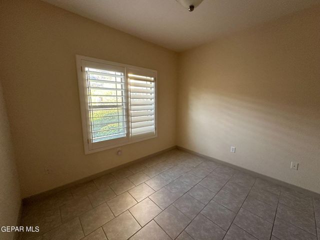 5939 Bandolero Drive I, El Paso, TX 79912