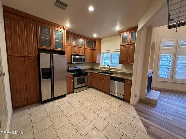 5939 Bandolero Drive I, El Paso, TX 79912