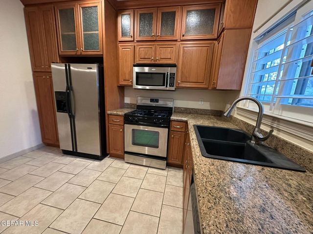 5939 Bandolero Drive I, El Paso, TX 79912