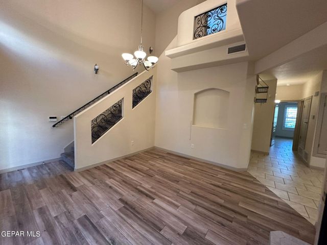 5939 Bandolero Drive I, El Paso, TX 79912