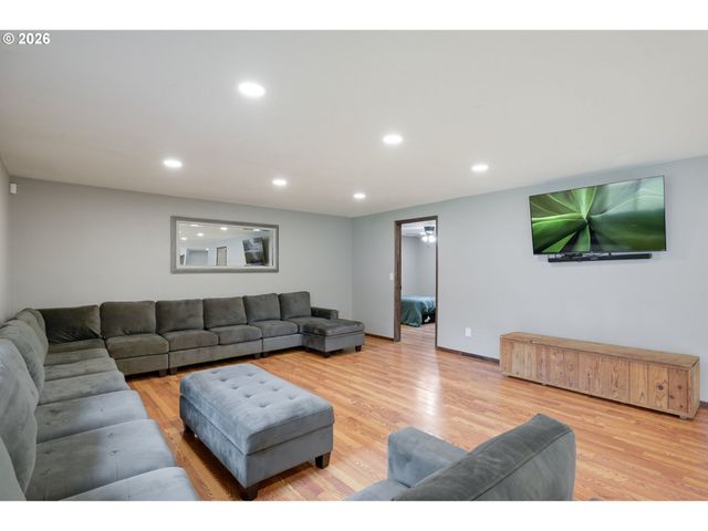 3609 C St, Washougal, WA 98671