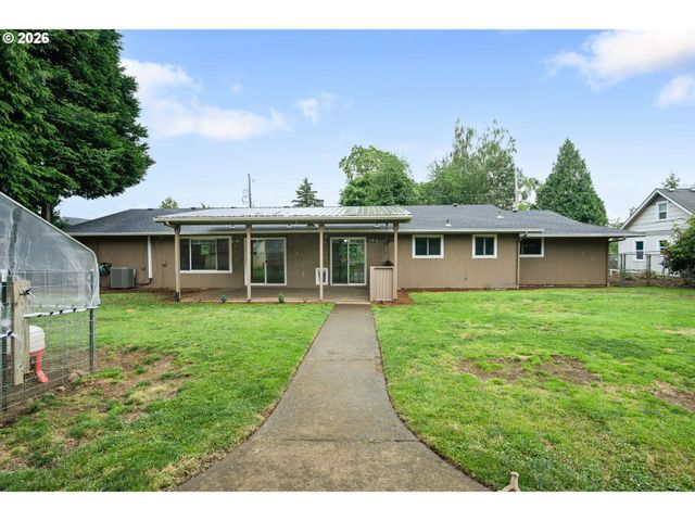 3609 C St, Washougal, WA 98671