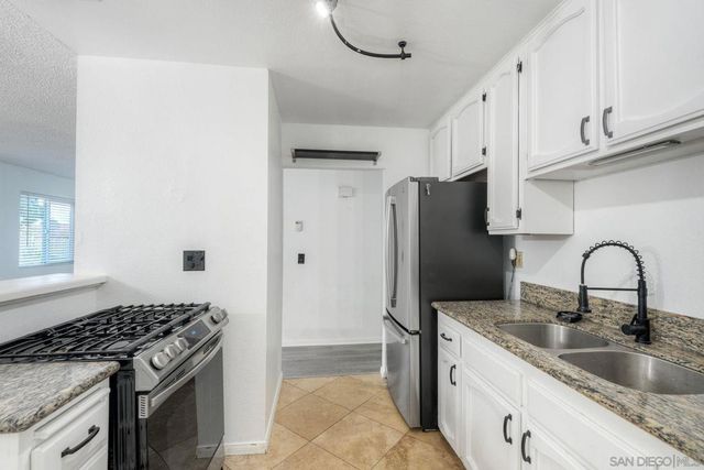 9574 Danancy Ct, Spring Valley, CA 91977