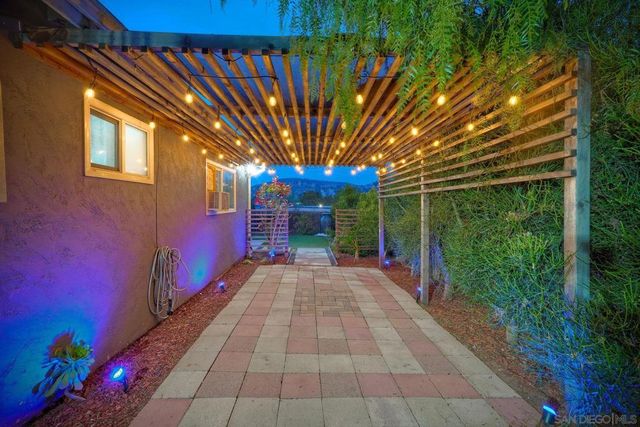 9574 Danancy Ct, Spring Valley, CA 91977