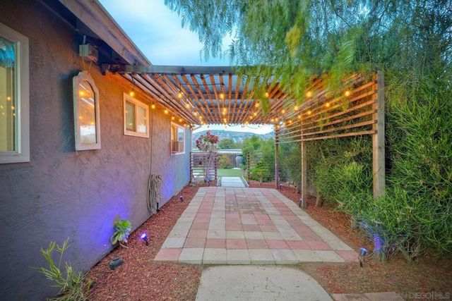 9574 Danancy Ct, Spring Valley, CA 91977