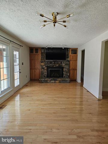 274 WOODSIDE LN, Winchester, VA 22603