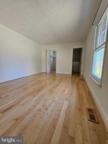 274 WOODSIDE LN, Winchester, VA 22603