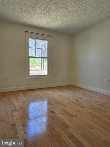 274 WOODSIDE LN, Winchester, VA 22603