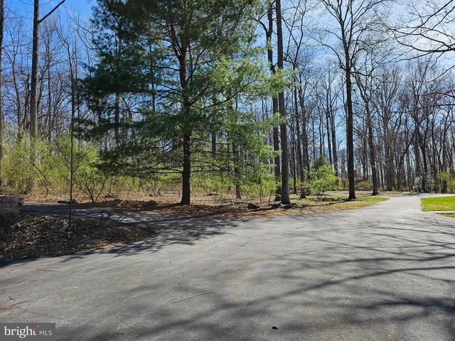 274 WOODSIDE LN, Winchester, VA 22603