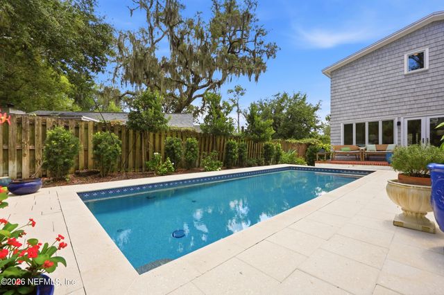 2769 WHITE OAK Lane, Jacksonville, FL 32207